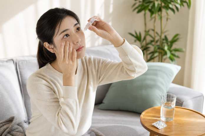 원데이 렌즈 끼고 낮잠 대처법과 각막 손상 예방하는 안전 가이드